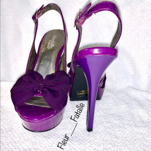 Gorgeous Purple Bow Heels 💜 - Picture 3 of 3
